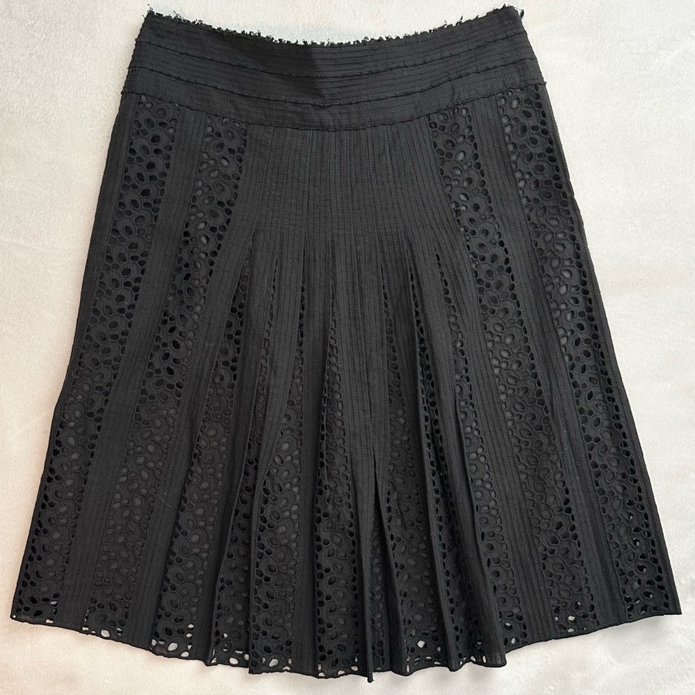 Vivienne Tam Black Pleated Eyelet Skirt Cotton A-line Full Silk Lining S